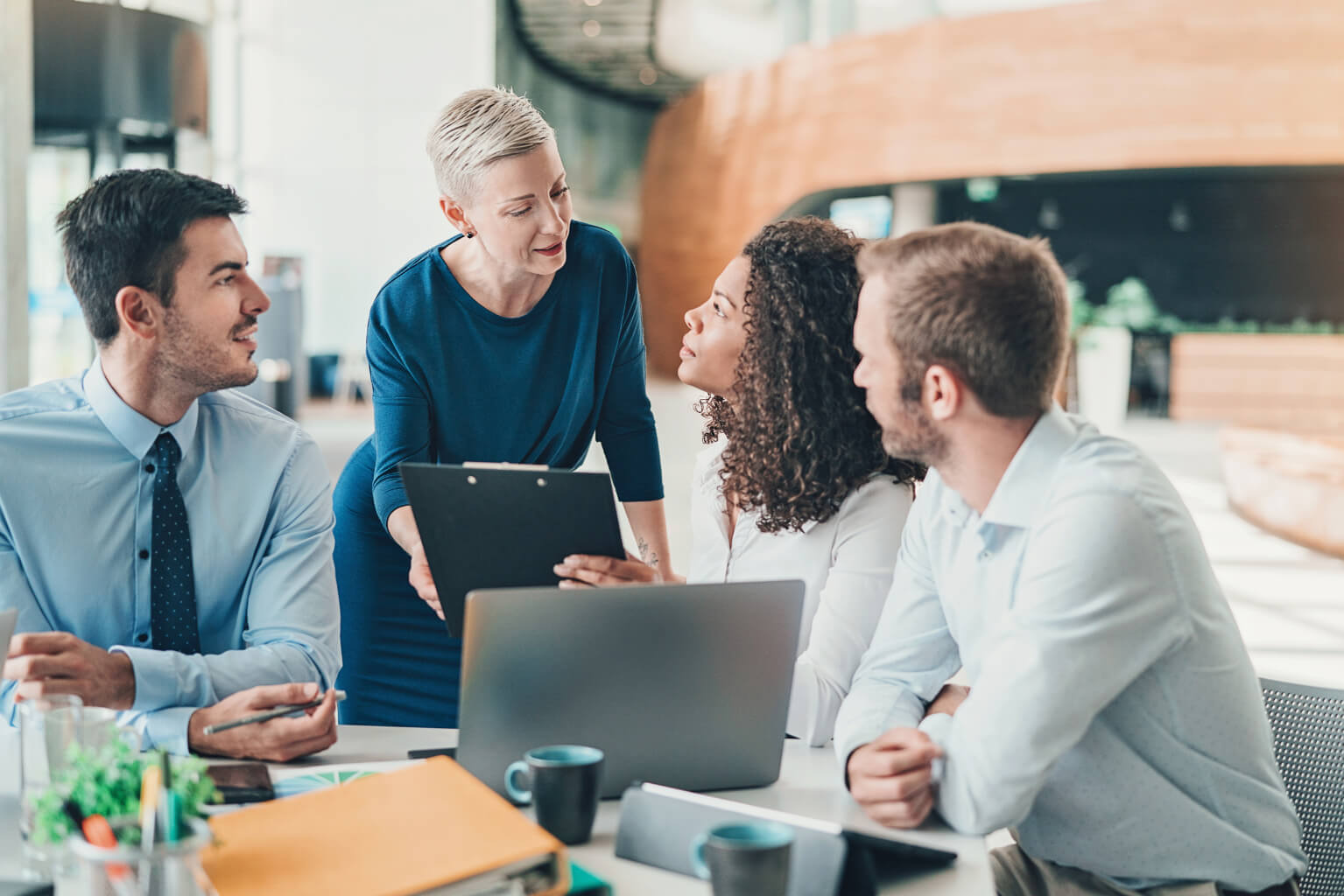 the behaviors of high performing leaders in aligned organizations